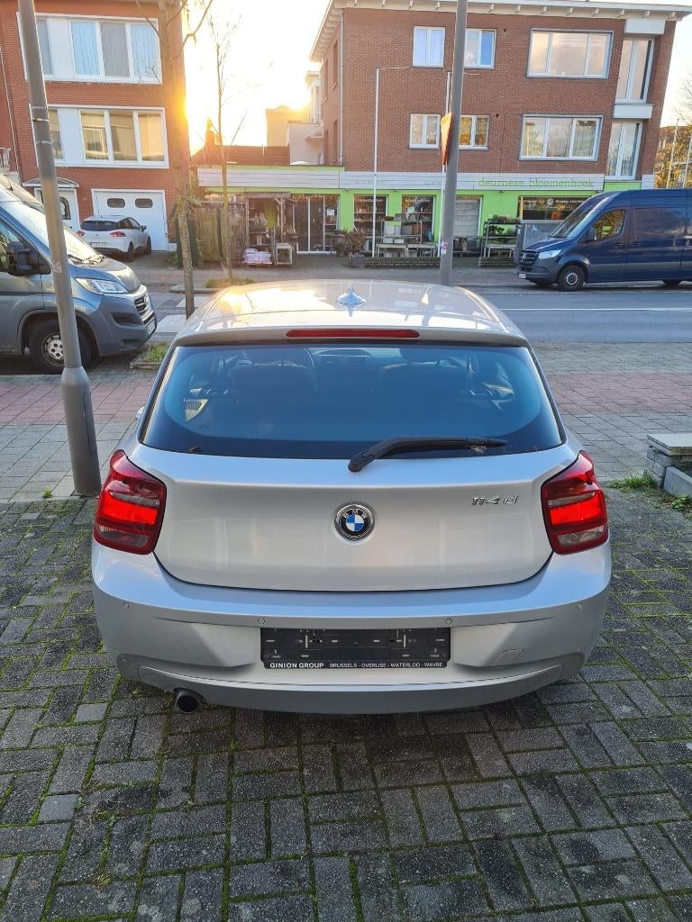 BMW 114D Serie 1 , 2013 hatchback, Achat, Boîte manuelle, Adapté aux personnes handicapées, Noir