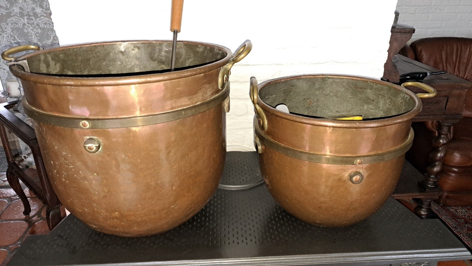 2 oude zware ketels (deegketles ) uit een oude bakkerij, Antiek en Kunst, Antiek | Brons en Koper, Ophalen