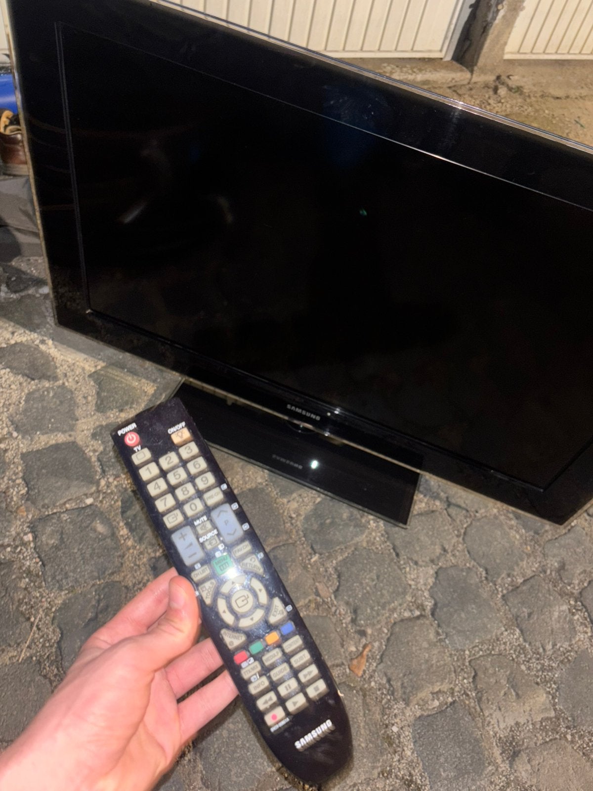 Samsung flatscreen tv met afstandsbediening, Audio, Tv en Foto, Ophalen, Zo goed als nieuw, Samsung