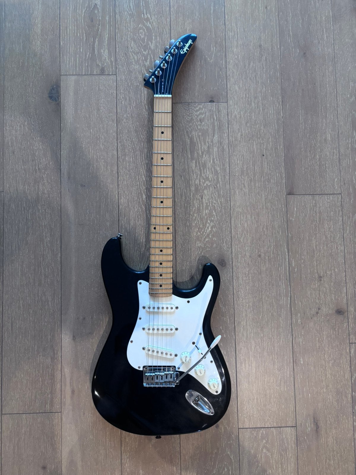 Epiphone S-300 (Stratcopy 1985), Musique & Instruments, Enlèvement, Utilisé, Solid body, Epiphone