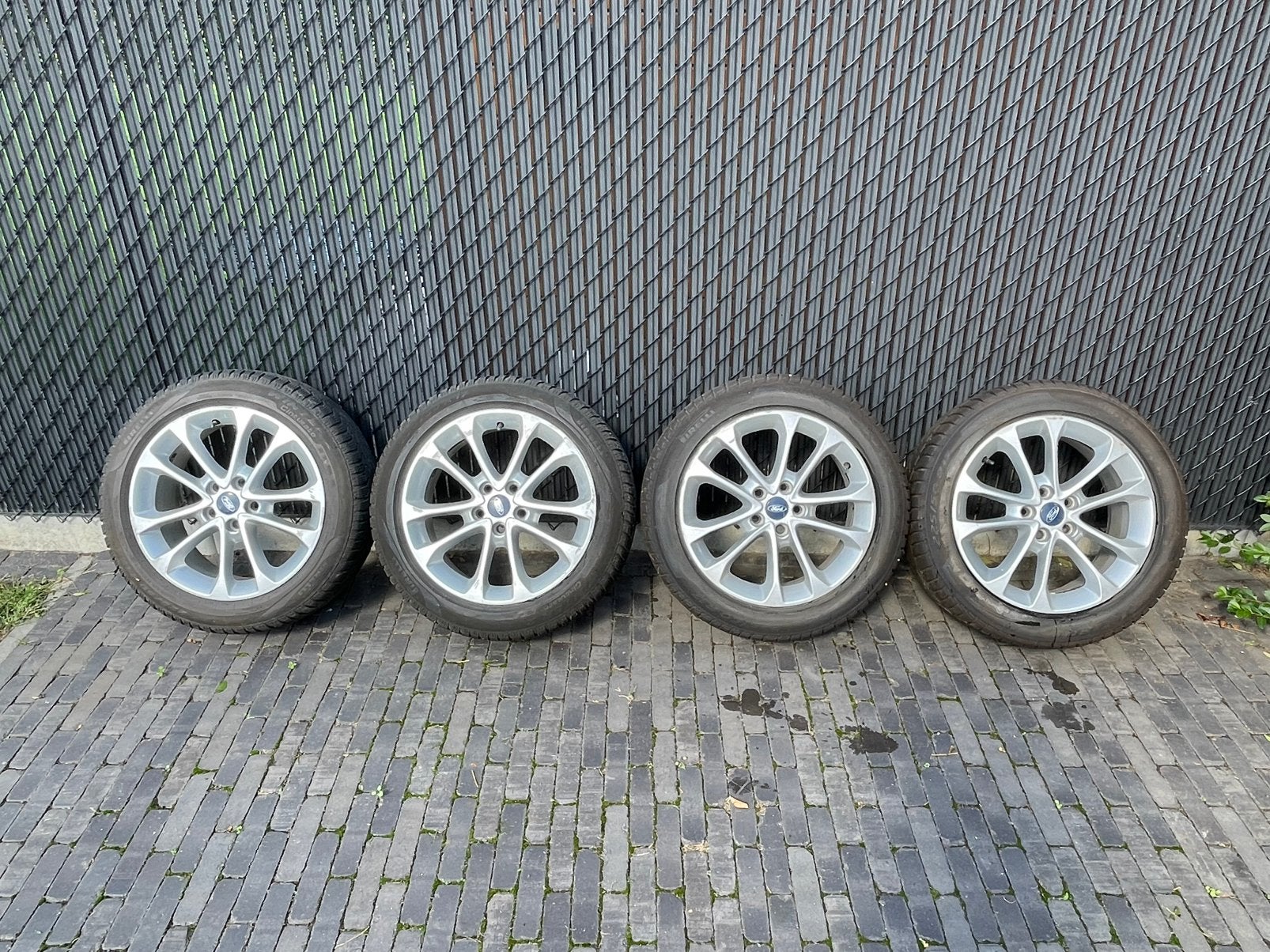 17” Ford aluminium velgen winterset winterbanden, Auto-onderdelen, Ophalen, Gebruikt, Banden en Velgen, 17 inch