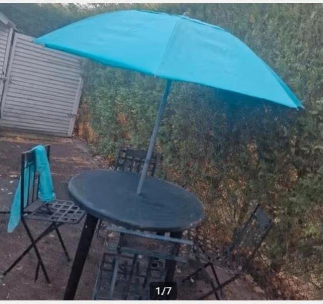 Tafel + stoelen + parasol, Tuin en Terras, Ophalen, Gebruikt, Tuinset, Eettafel