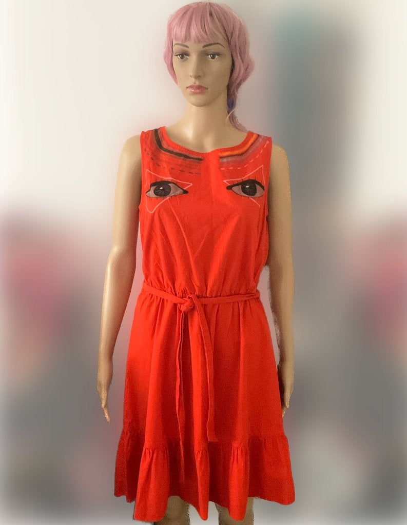 Bright red dress with hand-painted eye design (size S/M), Ophalen of Verzenden, Zo goed als nieuw, Maat 36 (S), Boven de knie