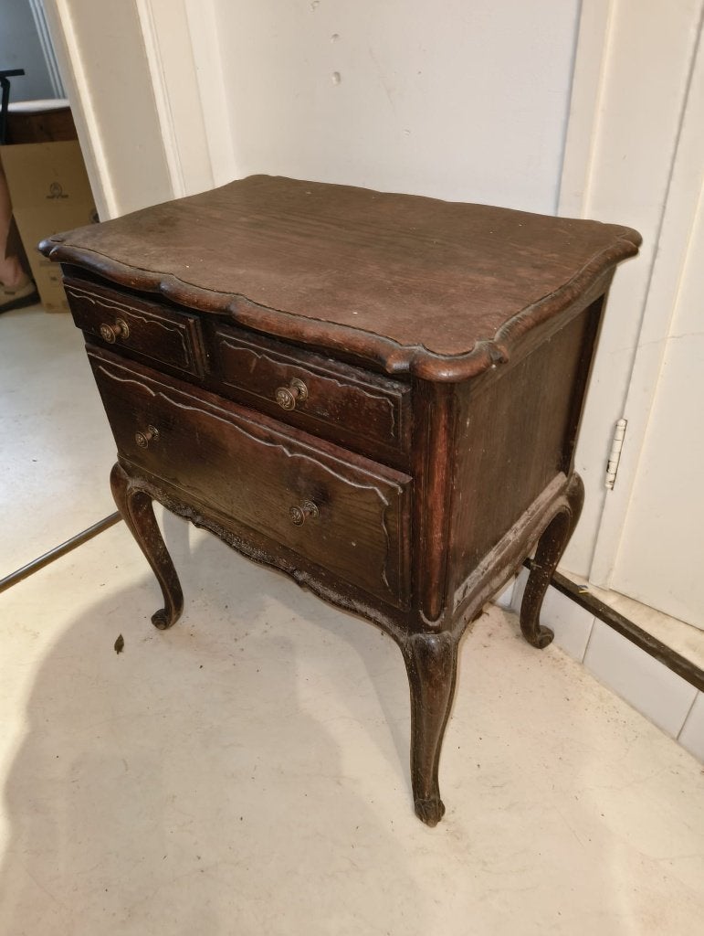 table de chevet ancienne, Enlèvement ou Envoi