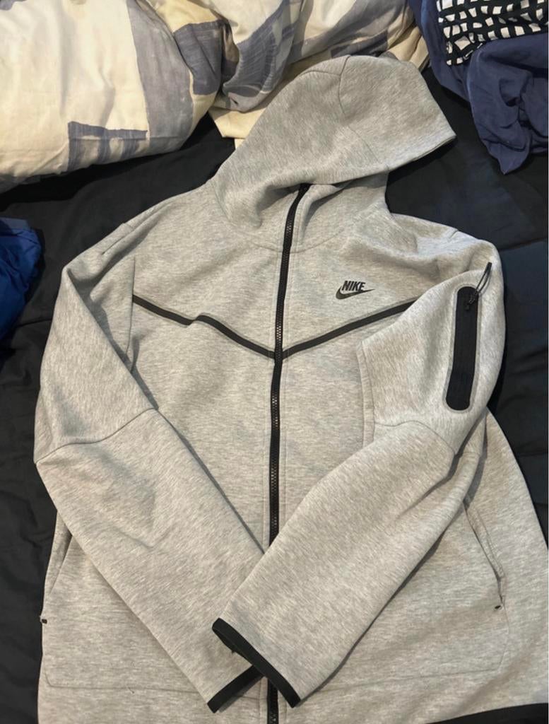 Polaire Nike Tech gris, Enlèvement ou Envoi, Comme neuf, Gris