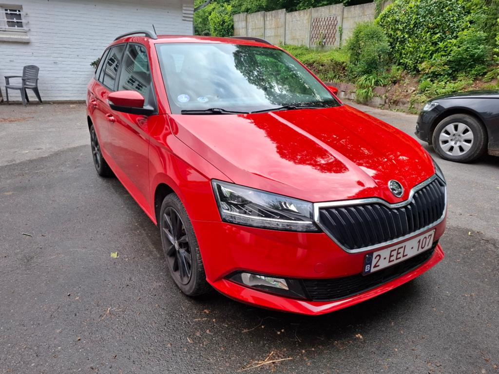 Skoda fabia combi style 2019, Autos, Skoda, Particulier, Fabia, Caméra de recul, Caméra, Essence