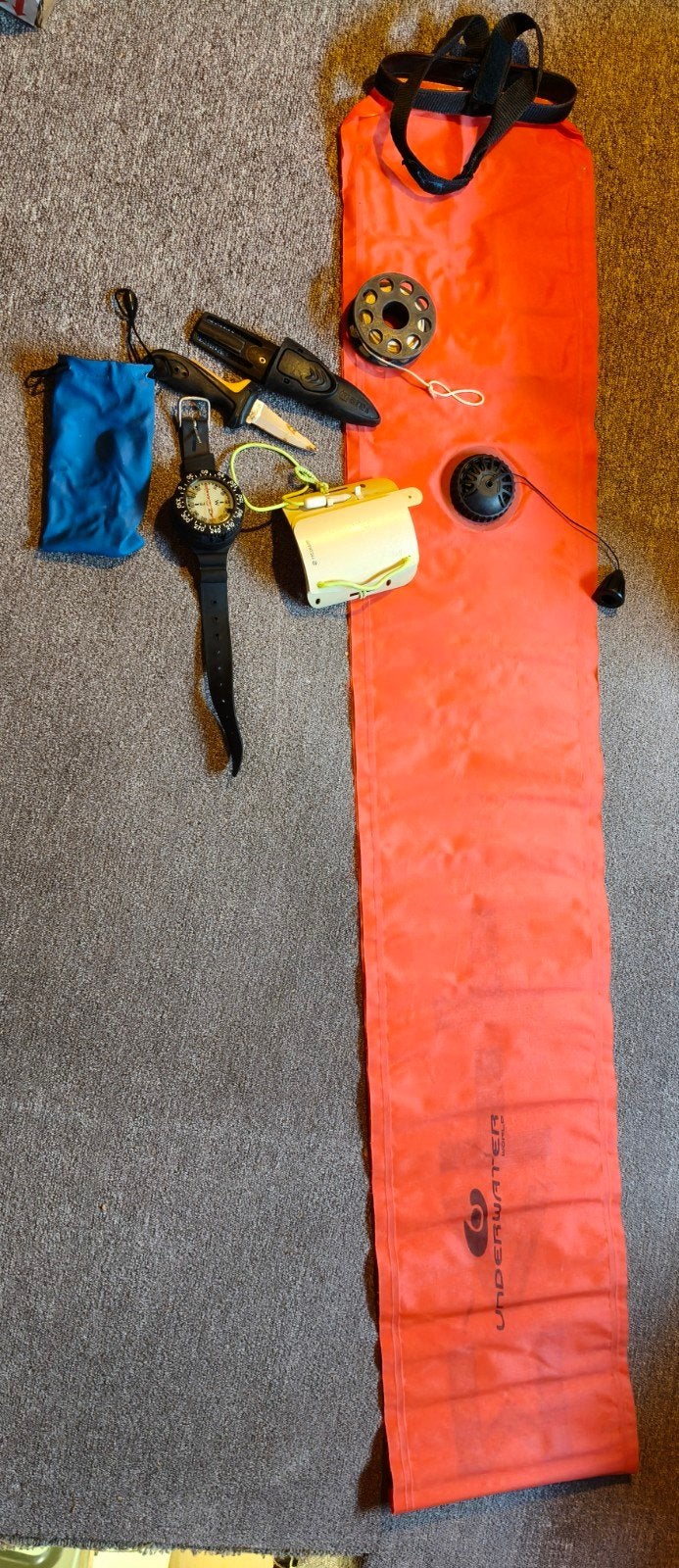 Duiken Scuba accessoires (SMB, kompas, mes, leitje), Watersport en Boten, Ophalen of Verzenden