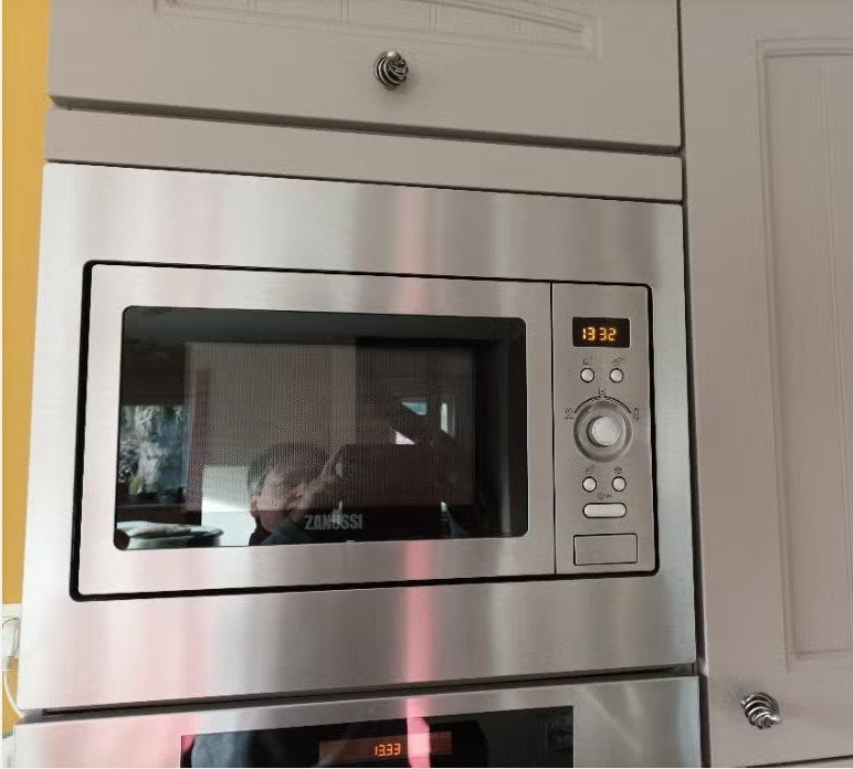 Zanussi inbouwoven MO zsg25249xa in uitstekende staat, Ophalen, Minder dan 45 cm, Oven, Zanussi
