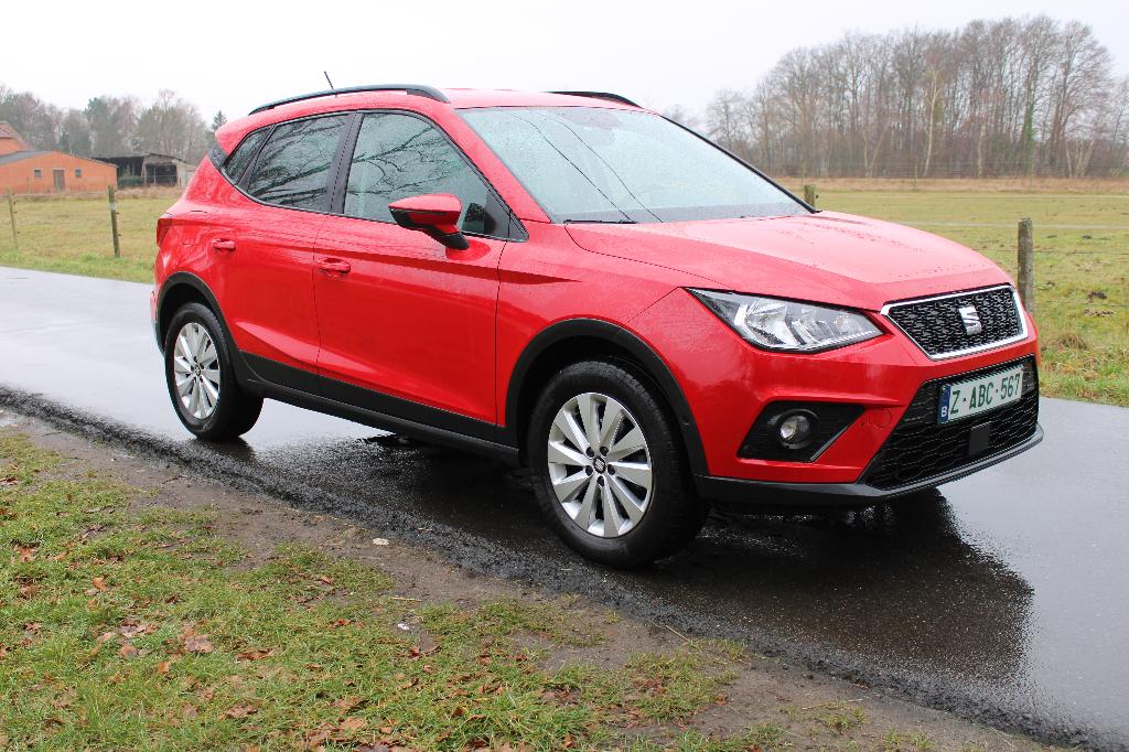Seat Arona 1.0 TGI // 49000km // 2020 // Euro6 //sportzetels, Handgeschakeld, 5 deurs, Particulier, SUV of Terreinwagen