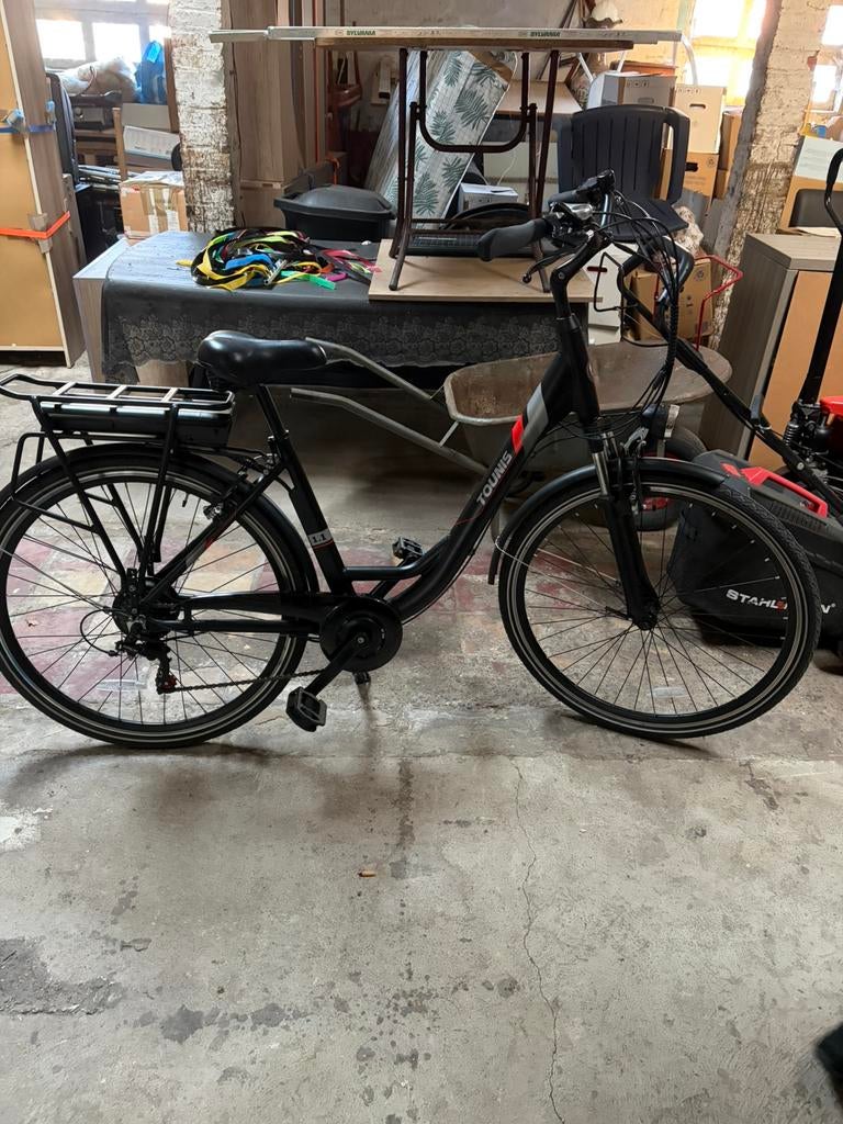 E-bike zonder batterij 190€, Fietsen en Brommers, Fietsen | Dames | Omafietsen, Zo goed als nieuw, Ophalen