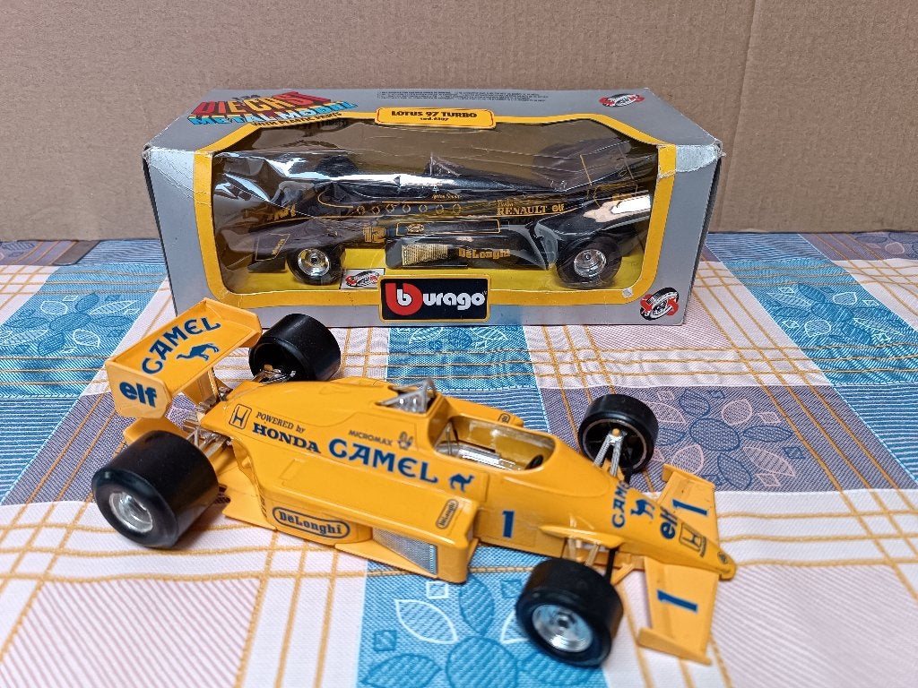 F1 - Bburago-  Ayrton Senna - Burago - Renault Honda - Camel, Ophalen of Verzenden, Gebruikt, Formule 1
