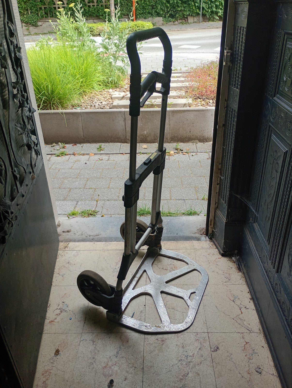 verhuis trolly.stevig, Enlèvement