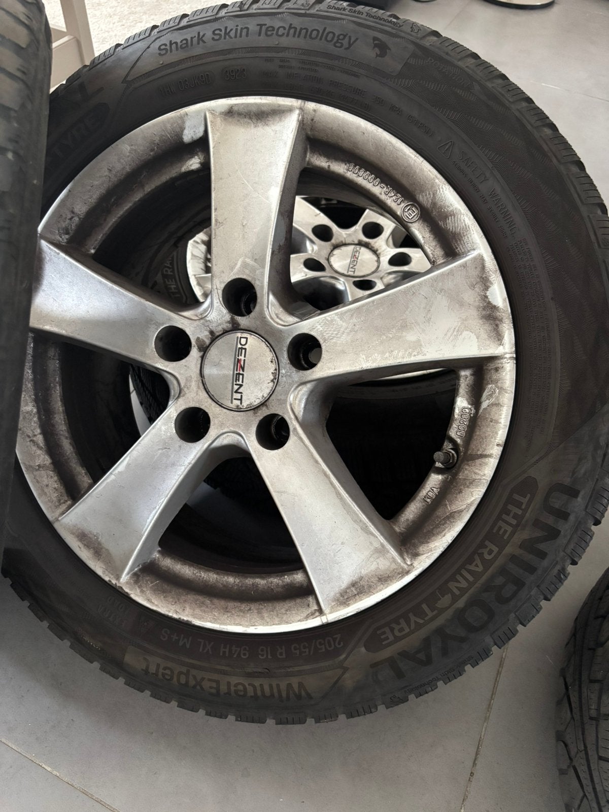 4 banden met velg, Ophalen, Band(en)