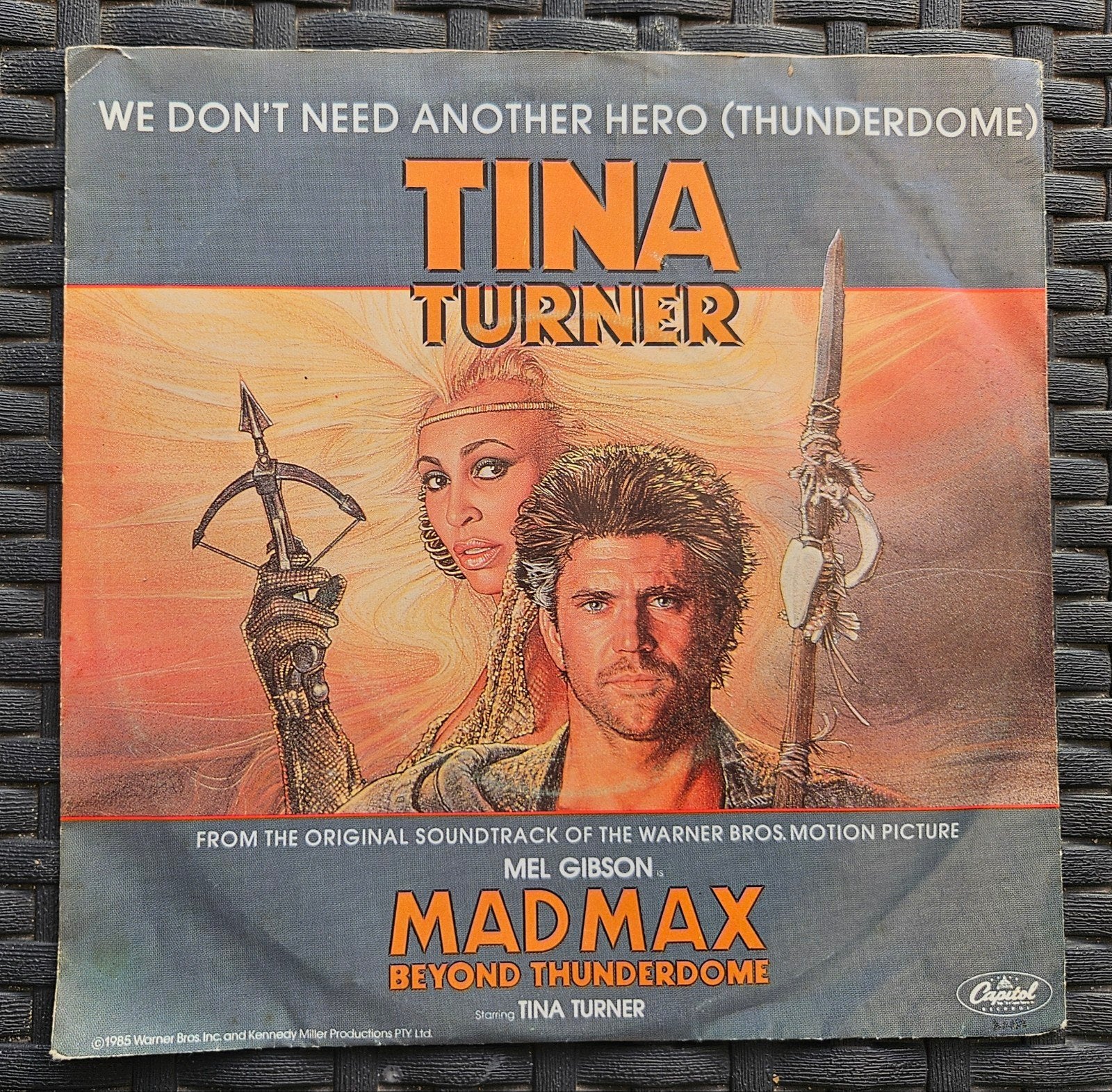 Tina Turner 1985 We Don't Need Another Hero (Thunderdome) Ma, Cd's en Dvd's, Vinyl | Filmmuziek en Soundtracks, Soundtrack, Ophalen of Verzenden