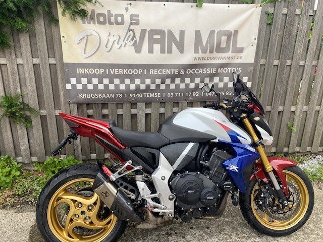 honda cb1000r bj 2011 zeer goede staat + vele opties, 4 cilinders, Motorrijbewijs A, Handgeschakeld, Naked bike