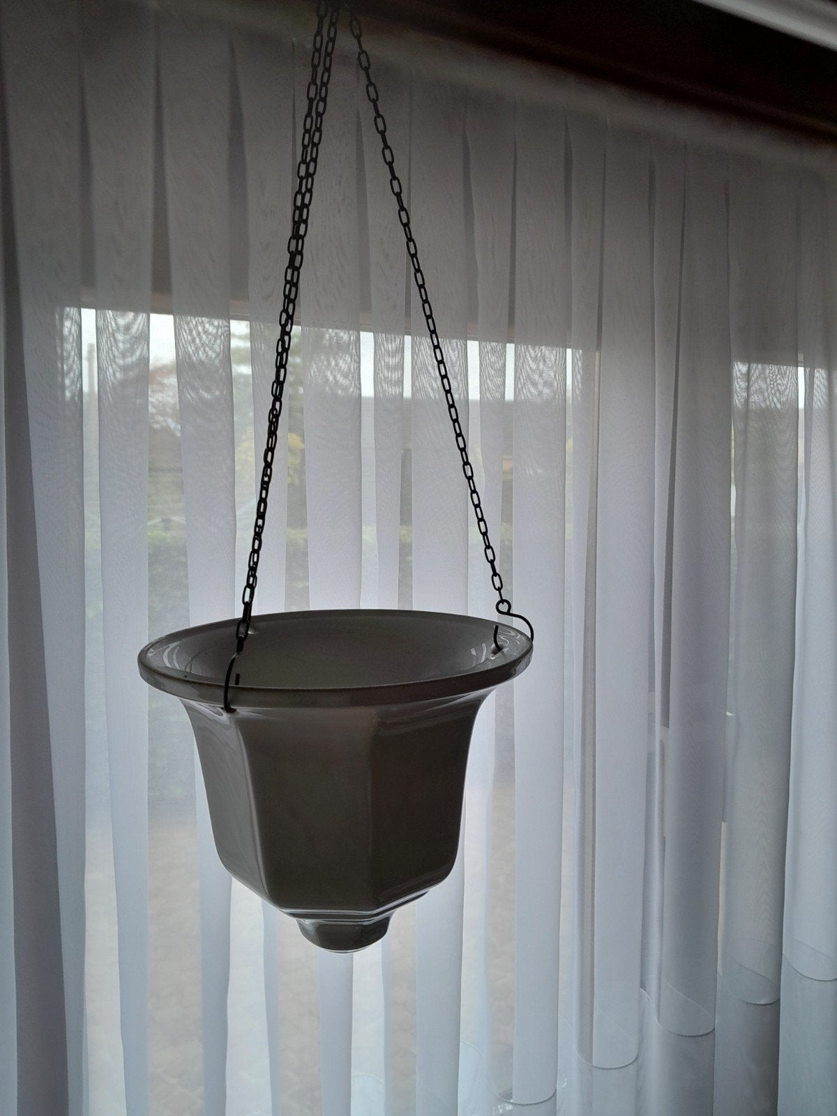 hangbloempotjes, Enlèvement