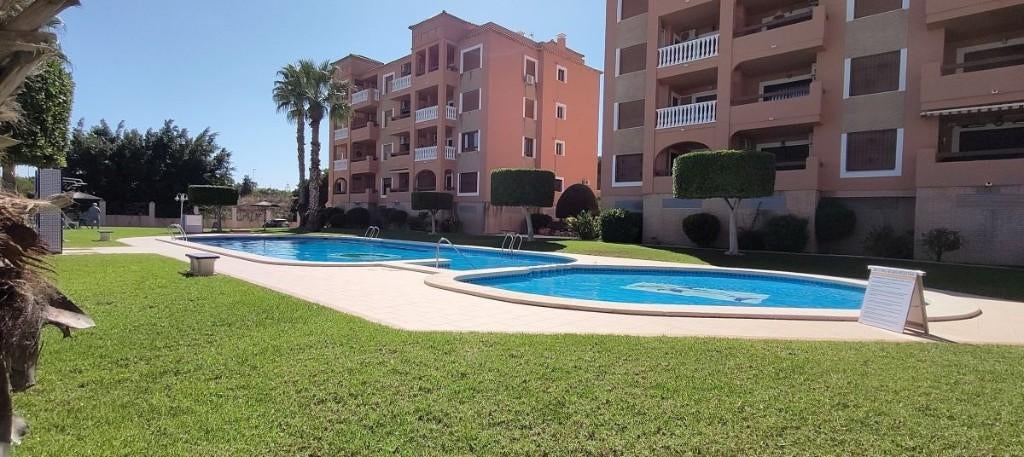 Kans te koop in Orihuela Costa Mooi appartement, Immo, Buitenland, Spanje, Appartement, Dorp