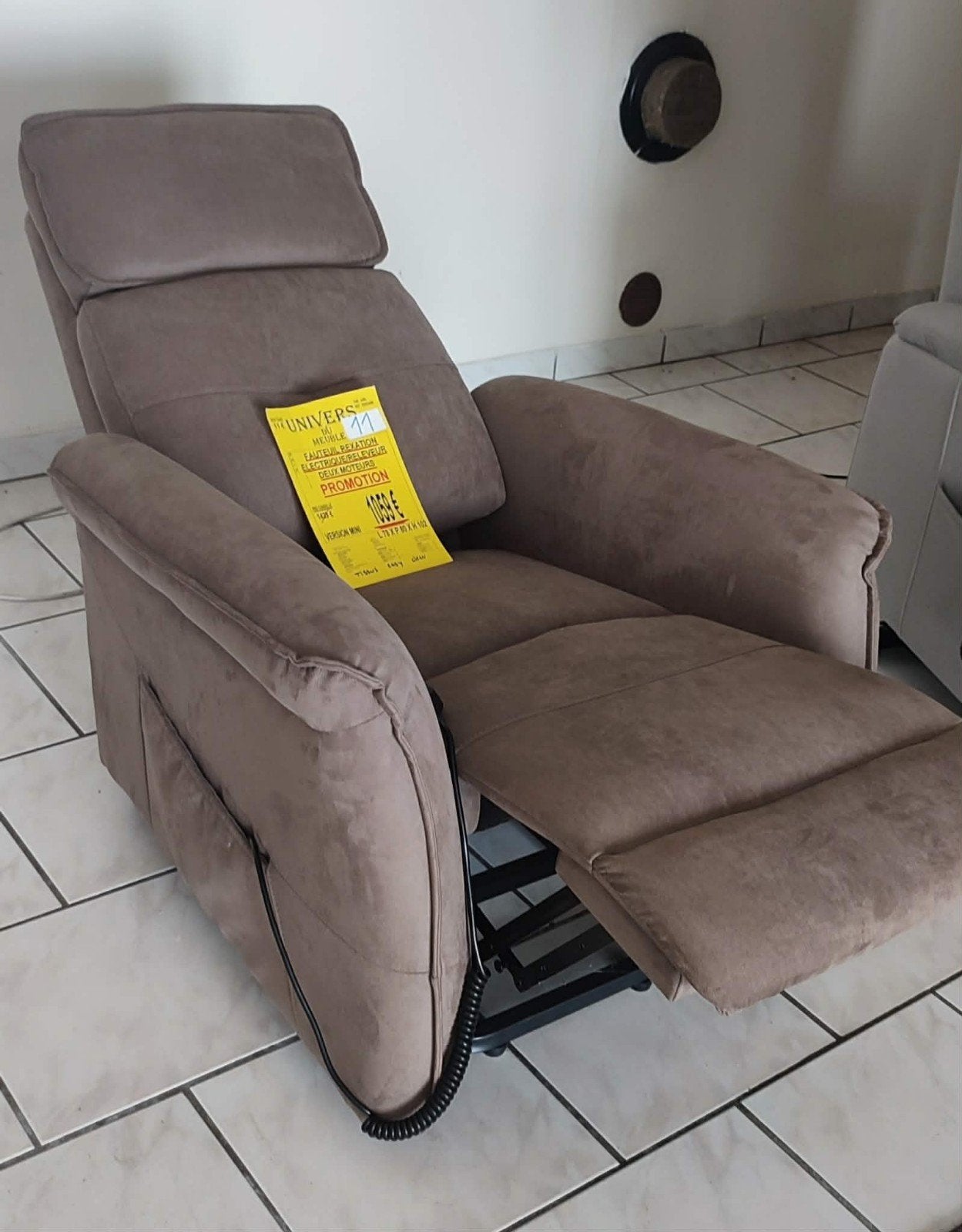 fauteuil électrique à deux moteurs, Moins de 150 cm, Une personne, Enlèvement, Tissus