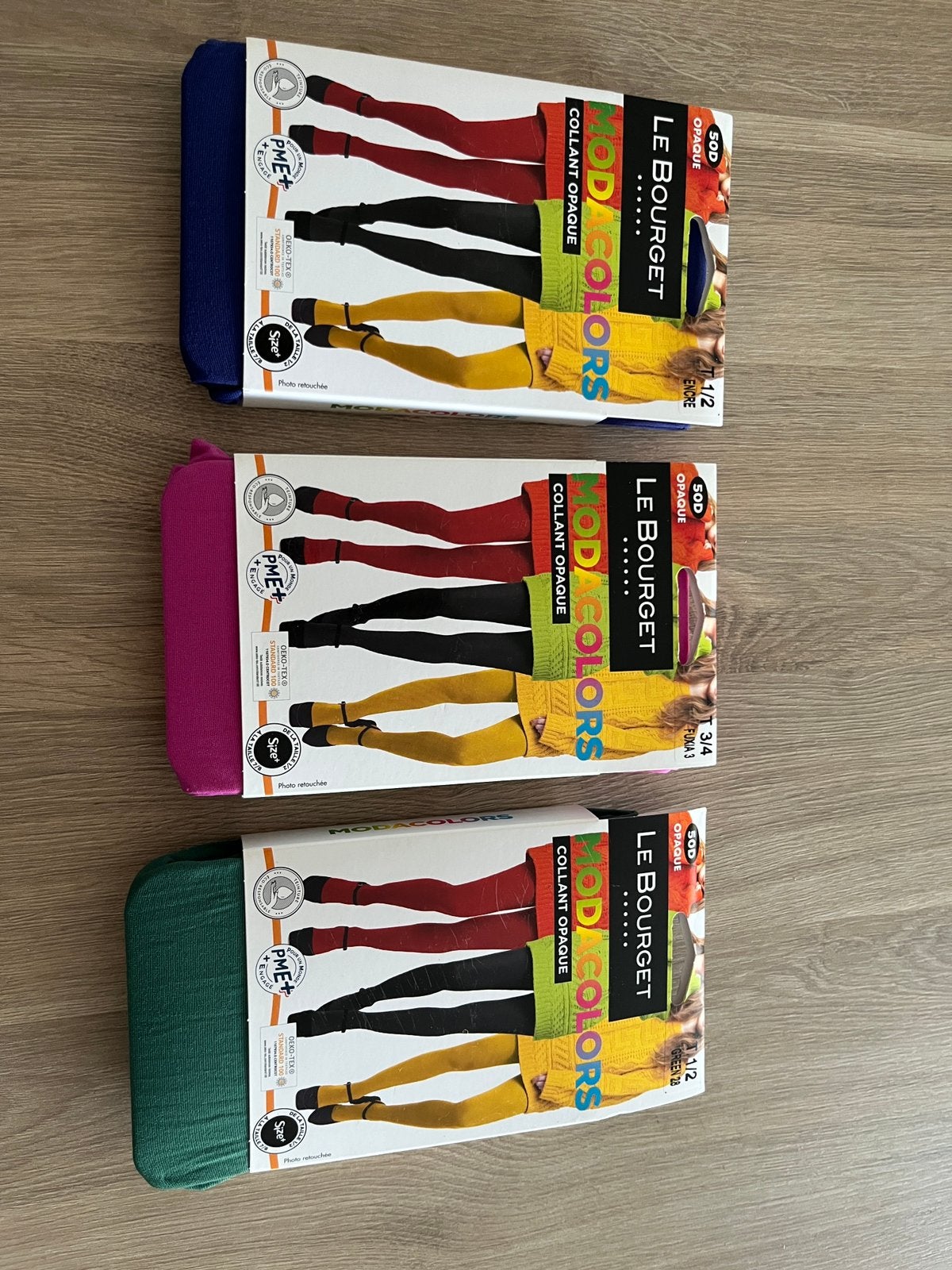 3 paires de collants taille M, Neuf, Enlèvement ou Envoi, Taille 40/42 (M), Panty