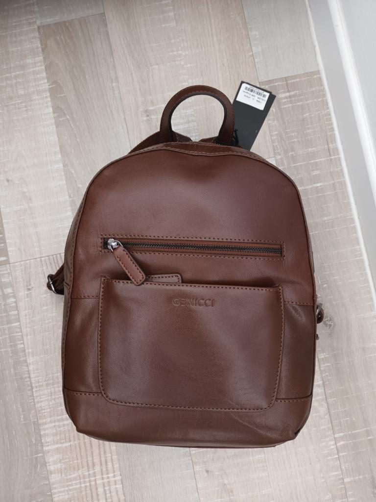 Rugzak, Genicci claire, Handtassen en Accessoires, Tassen | Rugtassen, Ophalen