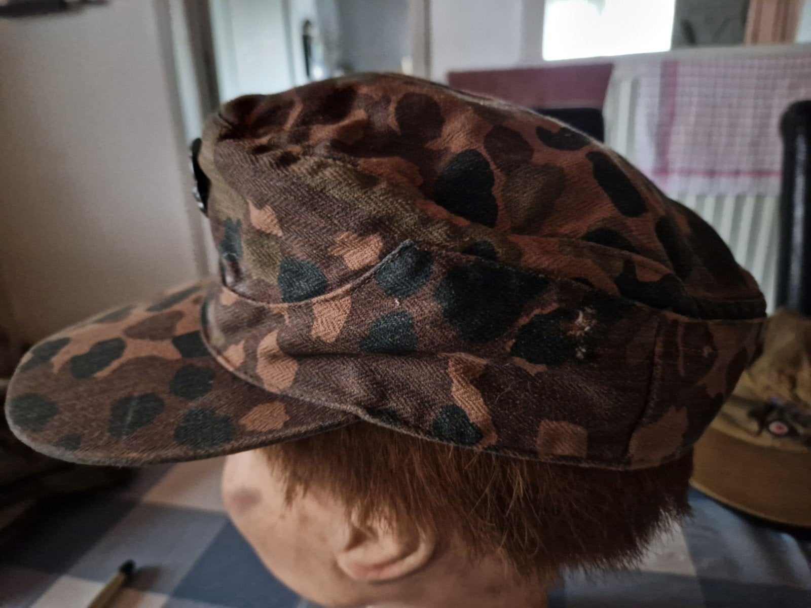 3 duitse caps met tekens op het stuk 35€, Verzamelen, Ophalen of Verzenden