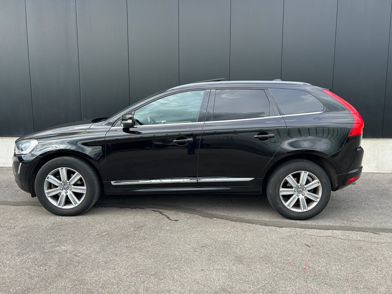 Volvo XC60 2.0 D3 / Pano / Leder / Camera / keyless, Autos, Volvo, Cuir, Achat, Euro 6, Entreprise