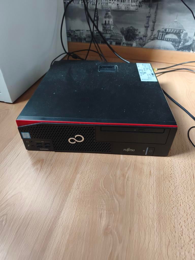 Fujitsu Complete PC Set - voor spotprijs, Neuf, Avec carte vidéo, 8 GB, 512 GB