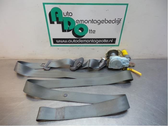 Ceinture de sécurité avant gauche d'un Hyundai Getz (Getz, -, Utilisé, Hyundai, -