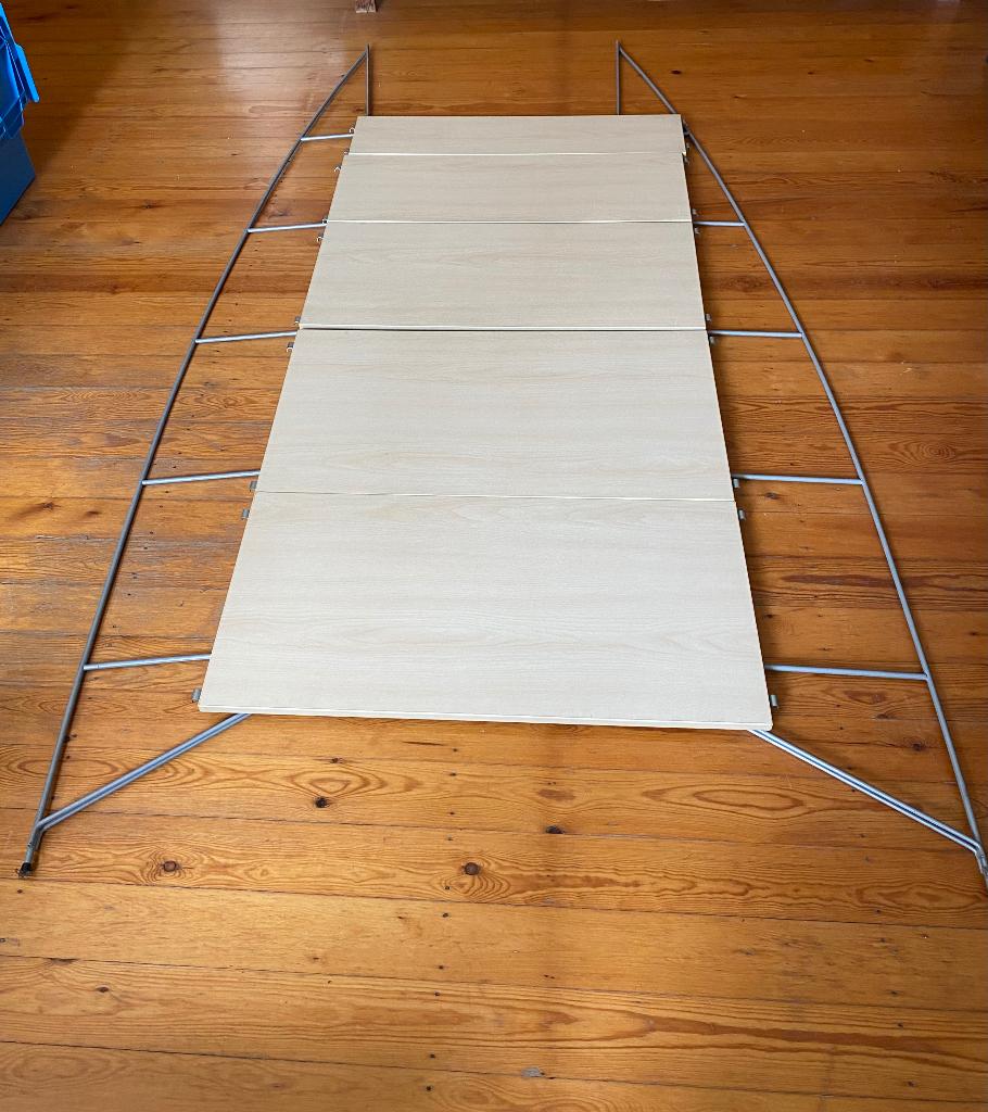 Hoekrek metalen frame met 5 open houten leggers, Ophalen, Zo goed als nieuw