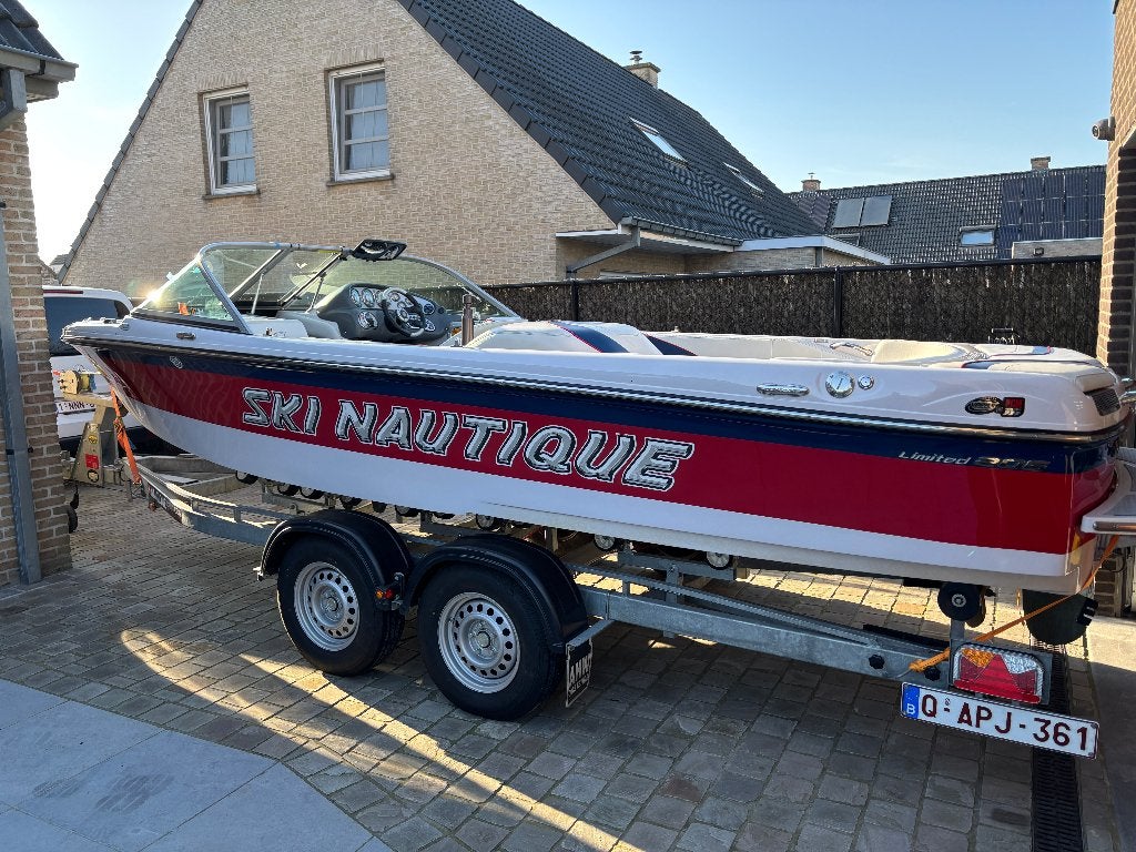 CorrectCraft Ski nautique 206 waterski/wakeboardboot, Démarrage électrique, 200 ch ou plus, 6 m, Enlèvement