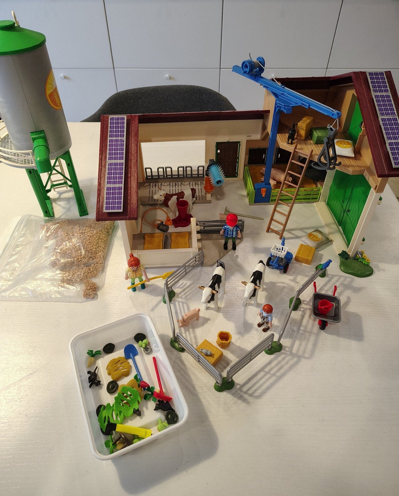 Playmobil 70132 Country boerderij met silo en dieren, Bâtiment, Comme neuf, Country, Kit complet