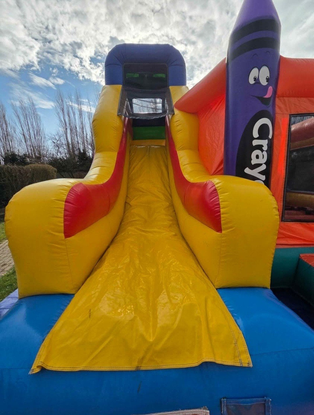 Château gonflable avec toboggan, Enlèvement