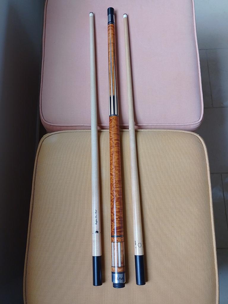 Prachtige buffalo Billiard kue 8 punten met 2 topen, Ophalen of Verzenden, Zo goed als nieuw