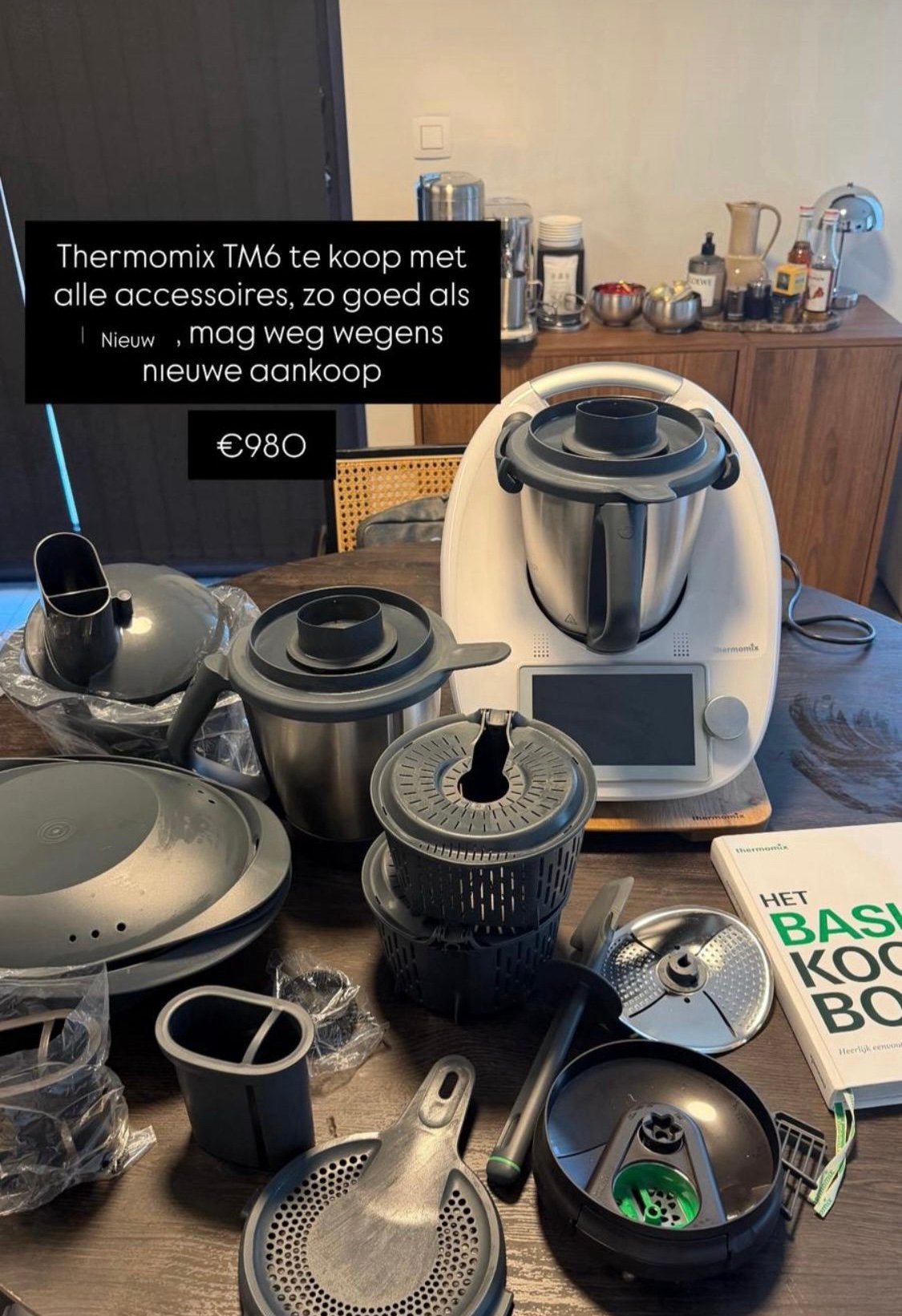Thermomix TM6 met twee bekers en al de accessoires, Huis en Inrichting, Ophalen, Zo goed als nieuw