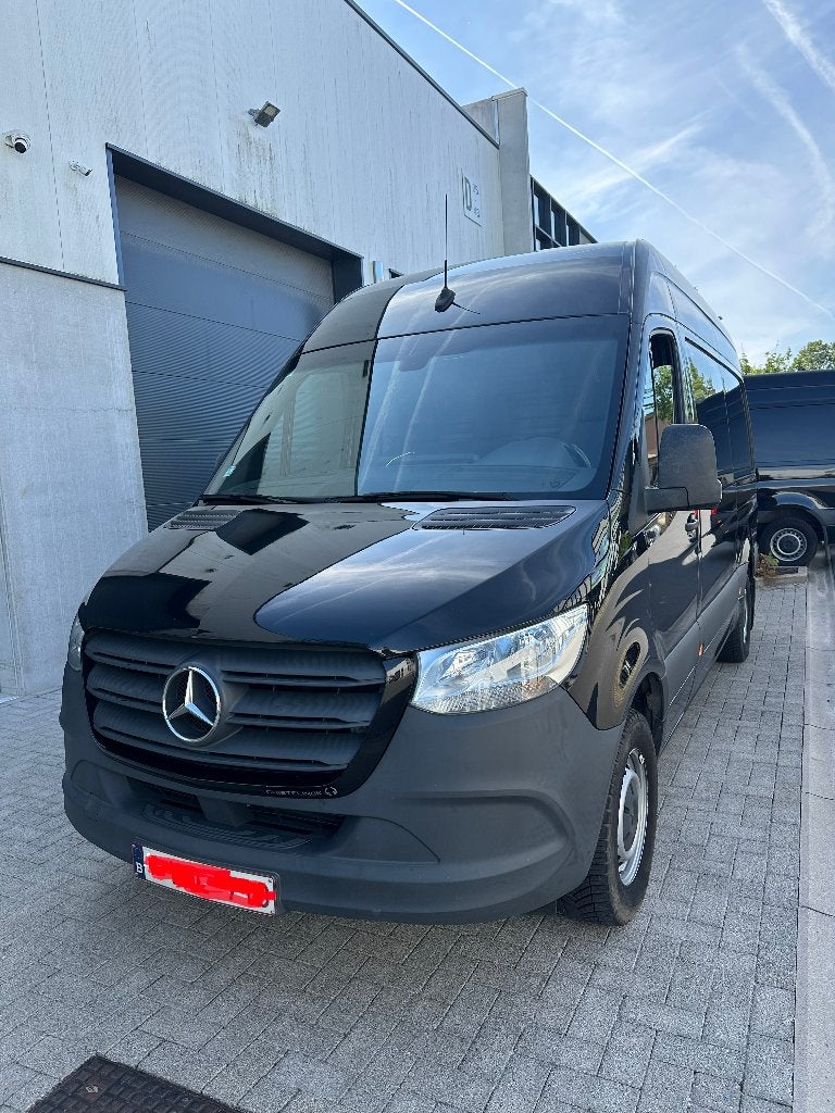 Mercedes Sprinter 316 L2H2 2019 61398km zwart, Auto's, Automaat, 4 cilinders, Start-stop-systeem, Zwart