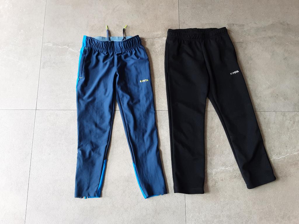sport broekjes / training maat 122 / 128 *Kipsta* H.g.staat, Kipsta, Sport- of Zwemkleding, Ophalen of Verzenden, Zo goed als nieuw