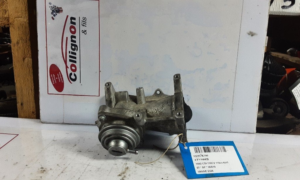 VANNE EGR Mercedes-Benz A (W169) (A6401401360), Mercedes-Benz, Mevr. I. Hauben, Utilisé, Rue de l'Espoir 34 34
4030  GRIVEGNÉE, BE