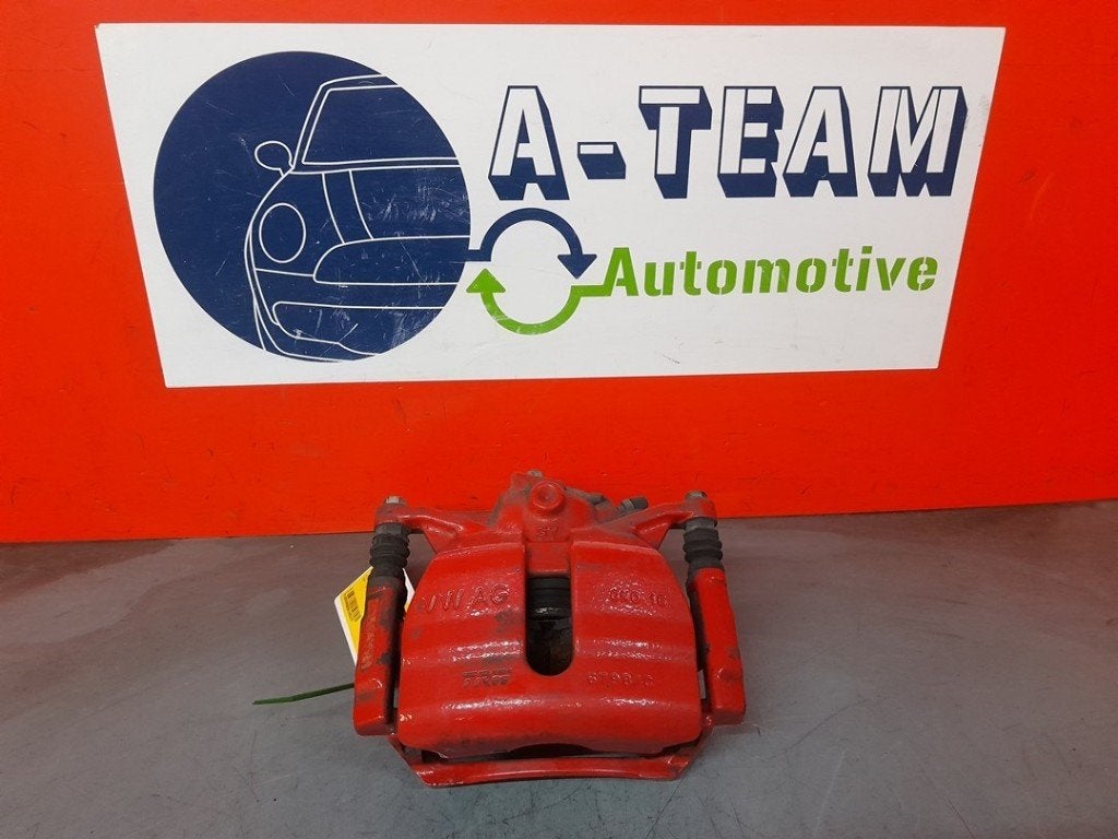 REMKLAUW LINKS VOOR ABS Volkswagen Golf VII (AUA), Auto-onderdelen, Gebruikt, Postoffice@zf.com, Löwentaler Straße 20
88046  Friedrichshafen, DE