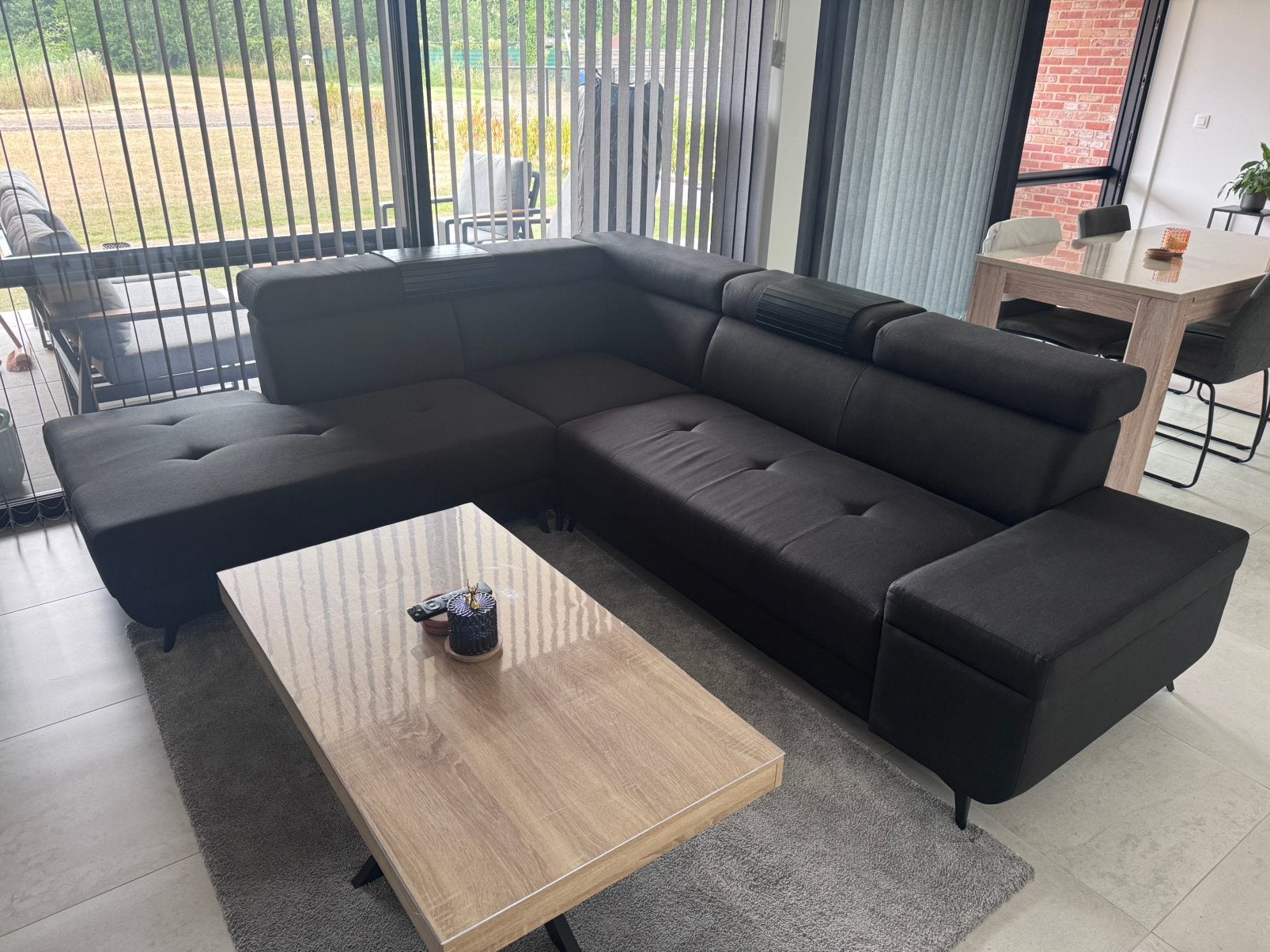 Hoeksalon Destiny zwart 265x230 met salontafel Alix, Huis en Inrichting, Ophalen, Zo goed als nieuw