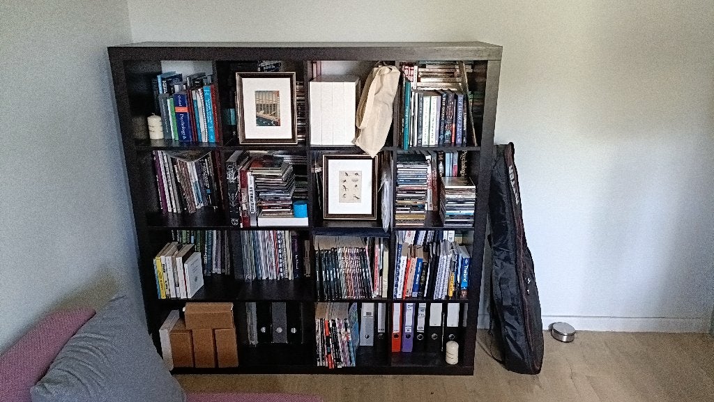 Armoire noire Ikea Kallax à récupérer (gratuit), Enlèvement