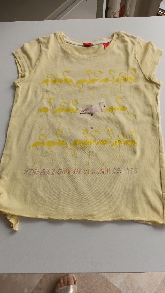 T-shirt - Maat 116-122, Kinderen en Baby's, Kinderkleding | Maat 116, Gebruikt, Meisje, Ophalen of Verzenden, Esprit