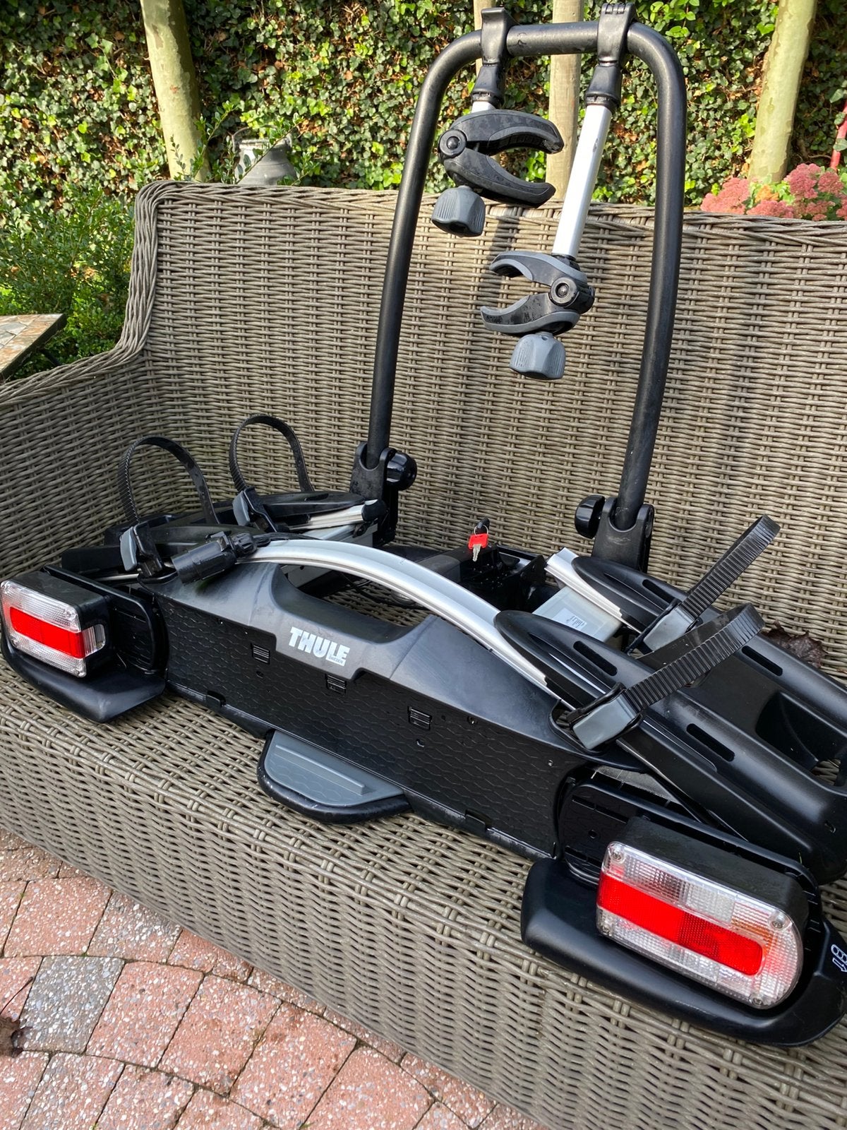 Thule fietsendrager Velocompact 925, Auto diversen, Ophalen, Brede banden, Zo goed als nieuw, 2 fietsen