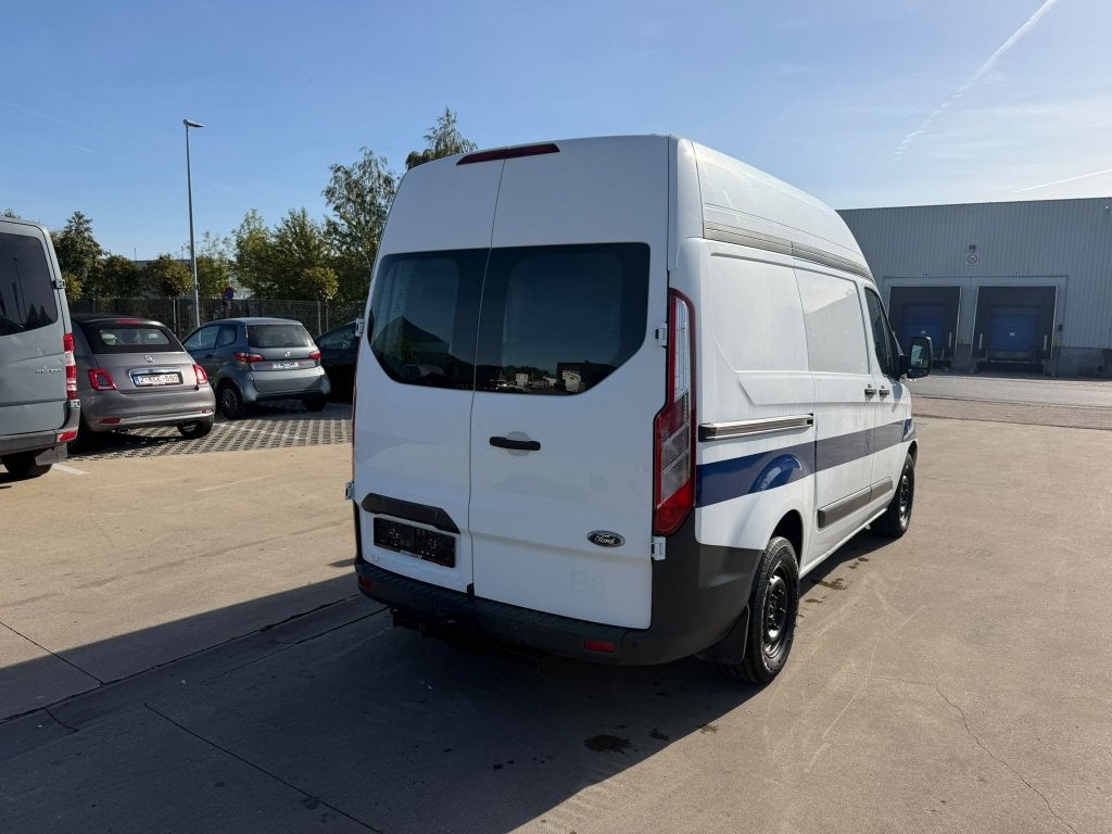 Ford Transit Custom (Stock ID 01445) — 17