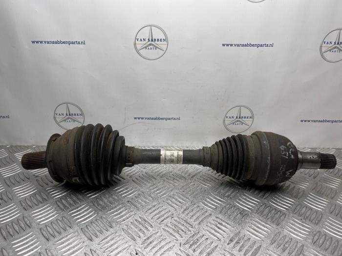 Arbre de transmission avant gauche d'un Mercedes A-Klasse, -, 3 mois de garantie, Utilisé, -