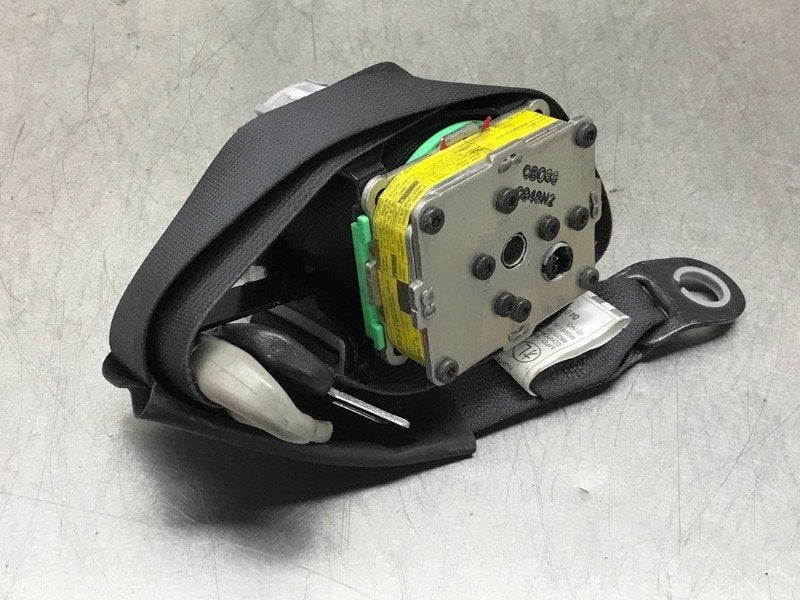 CEINTURE DE SECURITE AVANT GAUCHE Toyota Urban Cruiser, Utilisé, Toyota