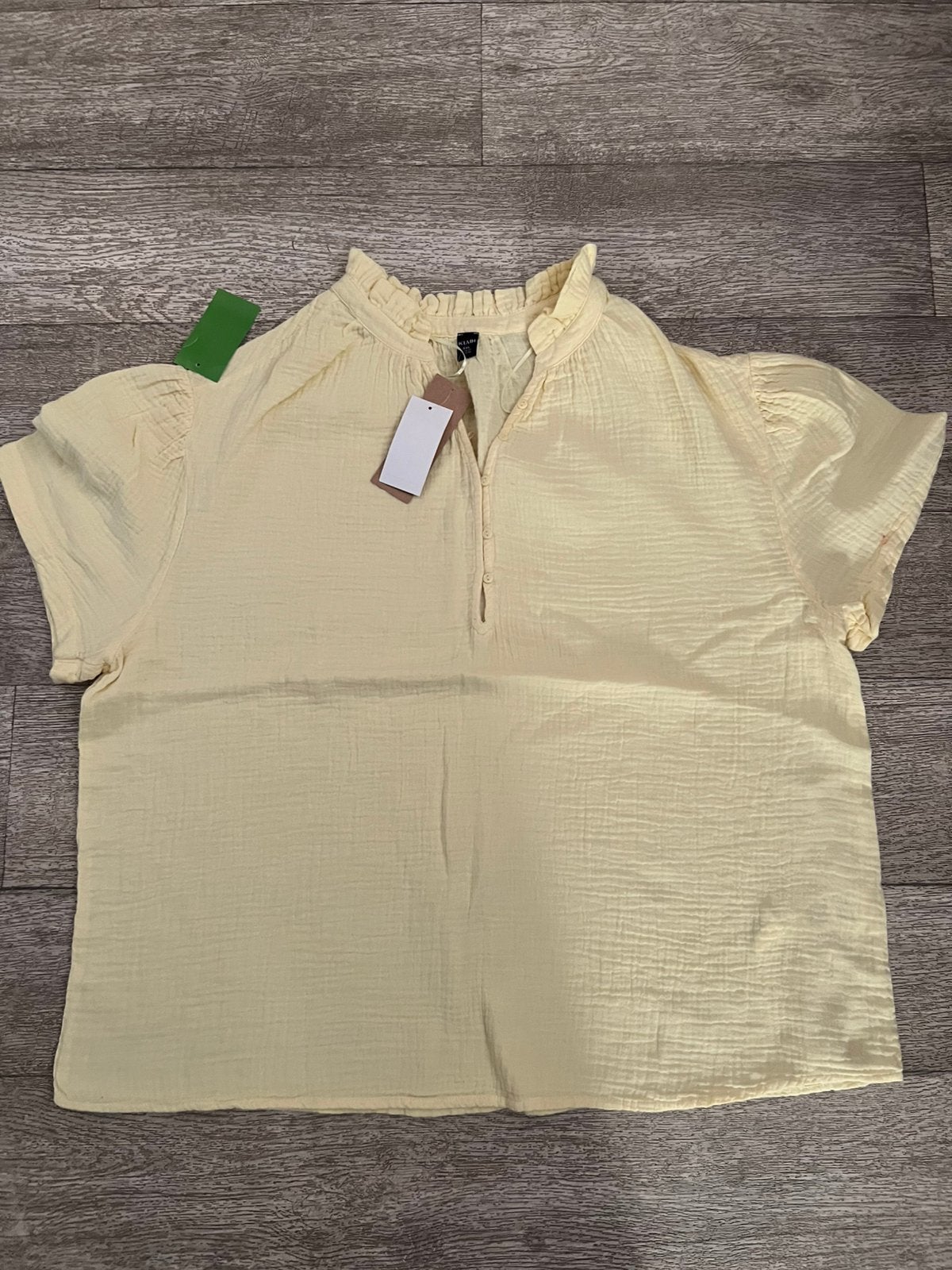 Blouse jaune pastel kiabi, Vêtements | Femmes, Enlèvement, Comme neuf, Jaune