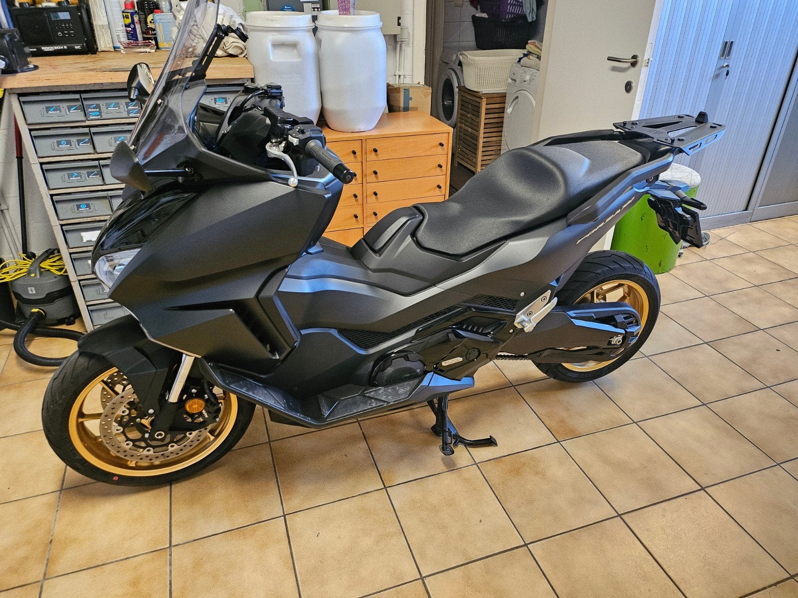 Honda forza 750 special edition 2024, Motos, Motos | Honda, 750 cm³, Entreprise, 2 cylindres, Neuf