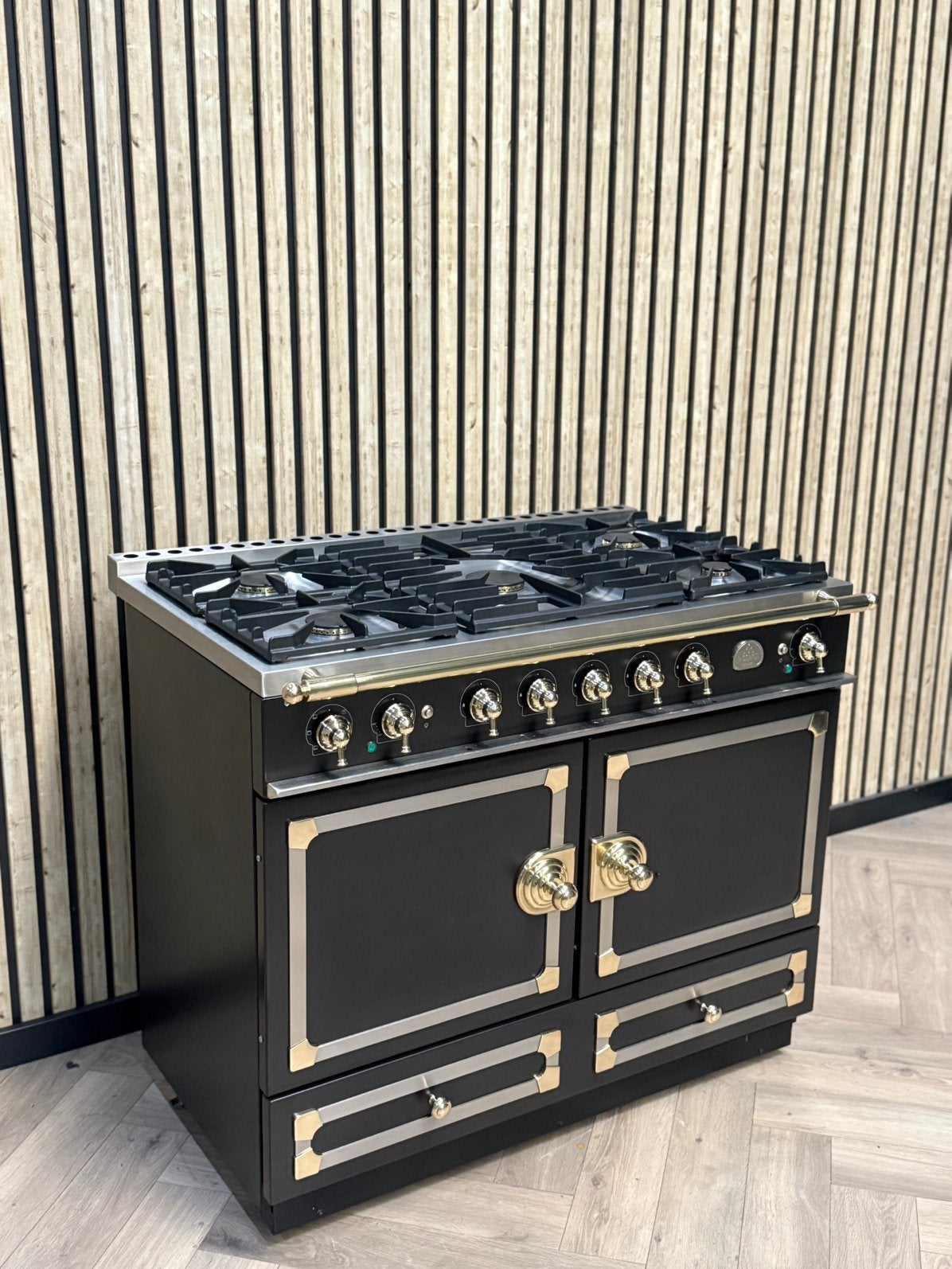 La Cornue 110cm Gas Zwart met Messing + Hete Lucht, Ophalen of Verzenden, Grill, Elektrisch