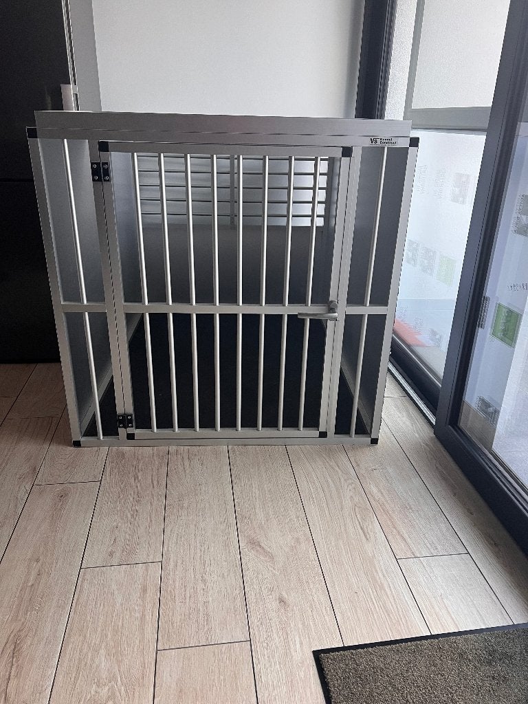 Hondenkennel, Dieren en Toebehoren, Ophalen, Zo goed als nieuw