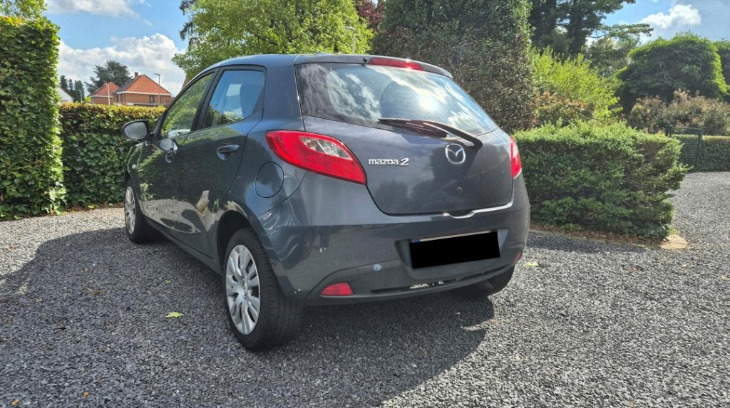 Grijze Mazda 2, Auto's, Voorwielaandrijving, Stof, Zwart, 4 cilinders